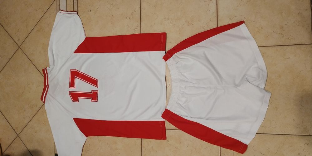 Sprzedam stroje sportowe