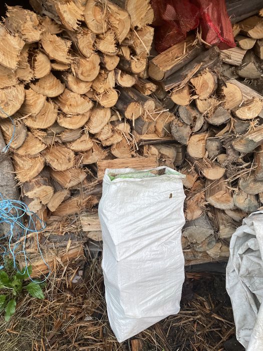 Lenha seca eucalipto e Carvalho64409180737667124