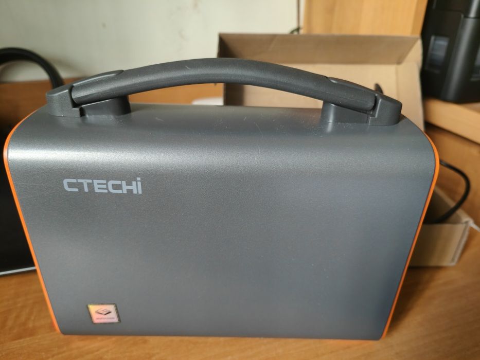 Зарядна станція Ctechi GT200 (200W/240Wh)