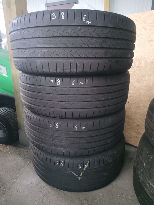 Komplet opon 255/45R20 Continental
