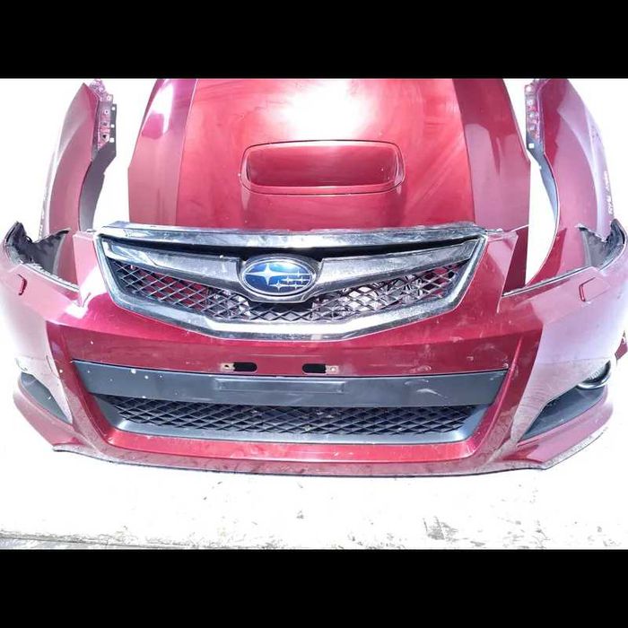 2013 Subaru Legacy комлект переда морда бампер фара капот в сборе