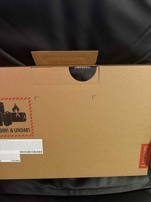 Ноутбук LENOVO IdeaPad Slim 3 15ABR8, AMD Ryzen 7 15.6" 16 ГБ, 512 ГБ