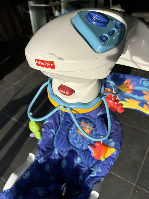 Cadeira com baloiço fisher price