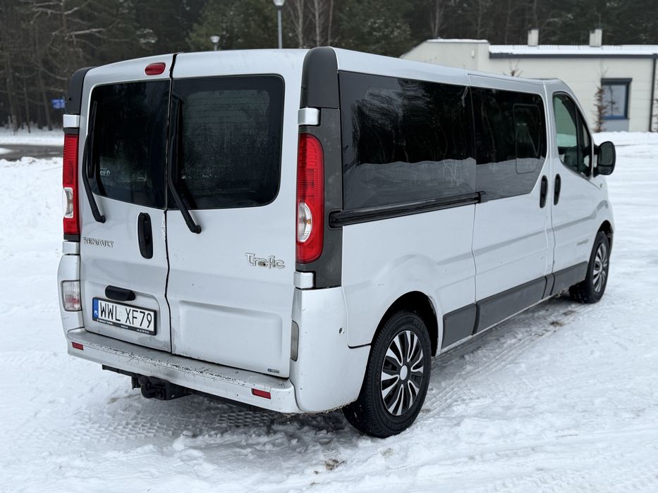 Renault Trafic 2.0 115KM6 biegów_ L2H1 LONG_9 osobowy_Passenger_Klima