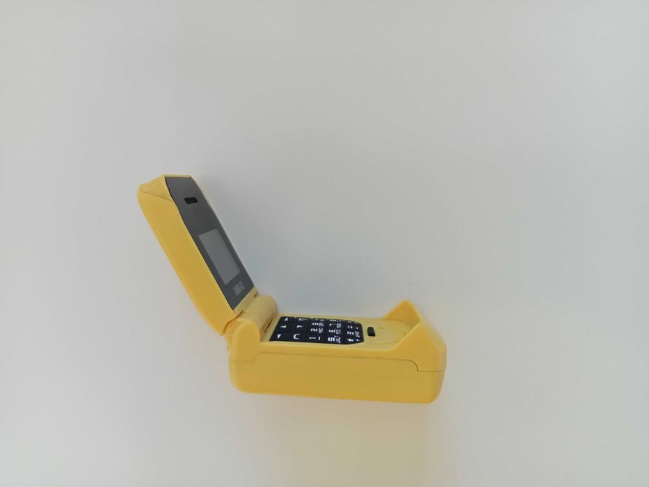 Mini telefon J9 z klapką UNIKAT