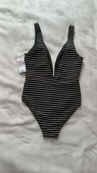 Продам жіночий купальник