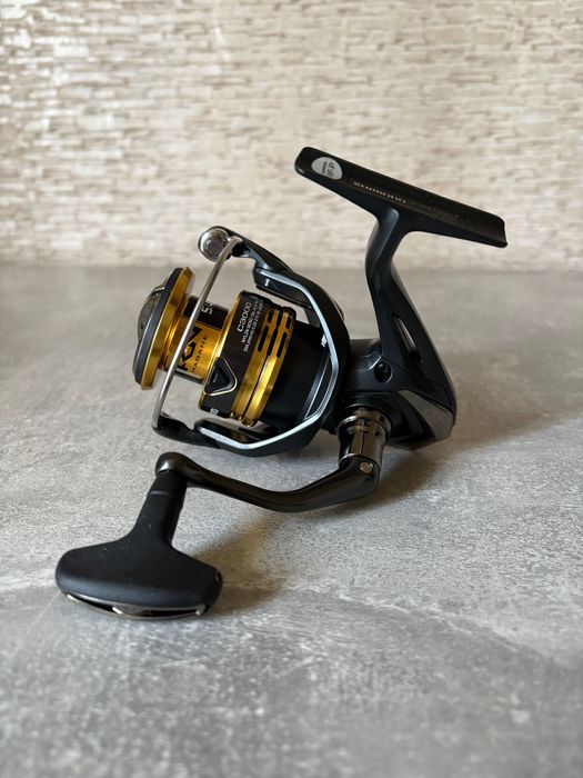 Котушка Shimano Sahara C3000