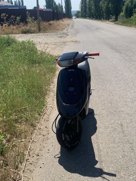 Suzuki lets 2...