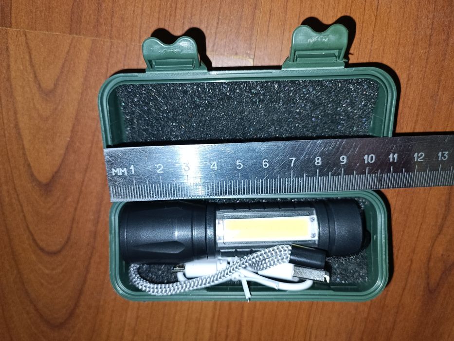 Ліхтар з зумом та зарядкою від USB акумуляторний ліхтарик фонарик