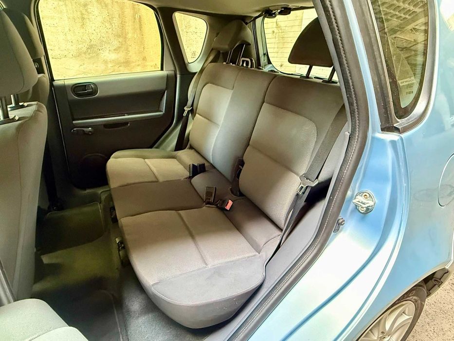 Mitsubishi Colt 1.1 E- Motion 75cv Muito Estimado