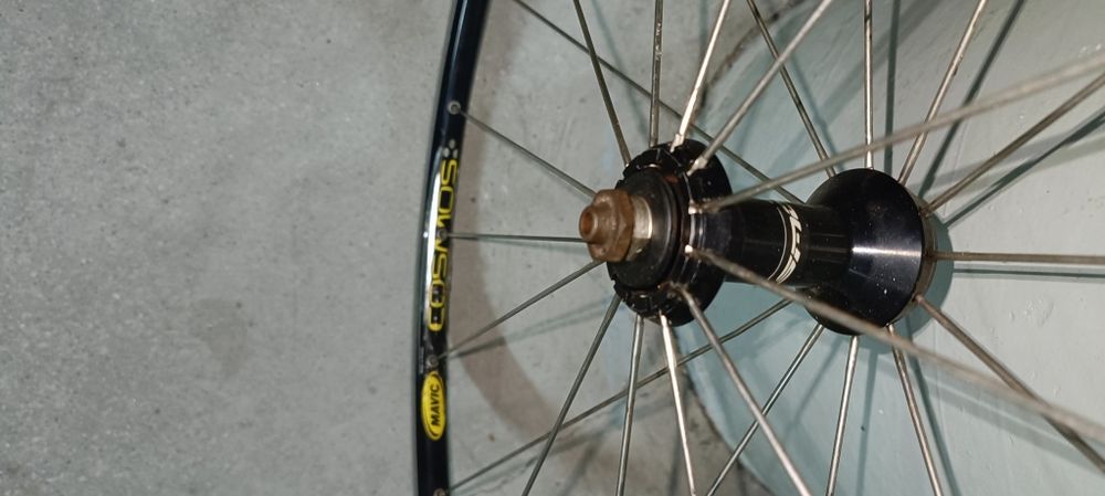 Roda Mavic Cosmos frente