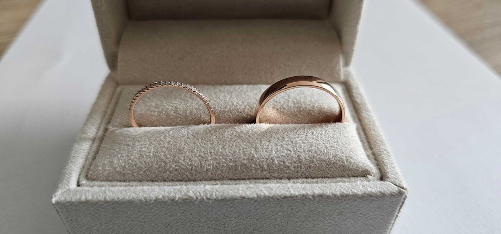 Obrączki z różowego złota
