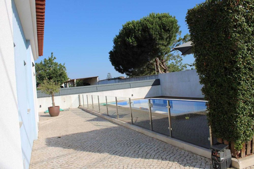 Vivenda Isolada T3+1 Moita