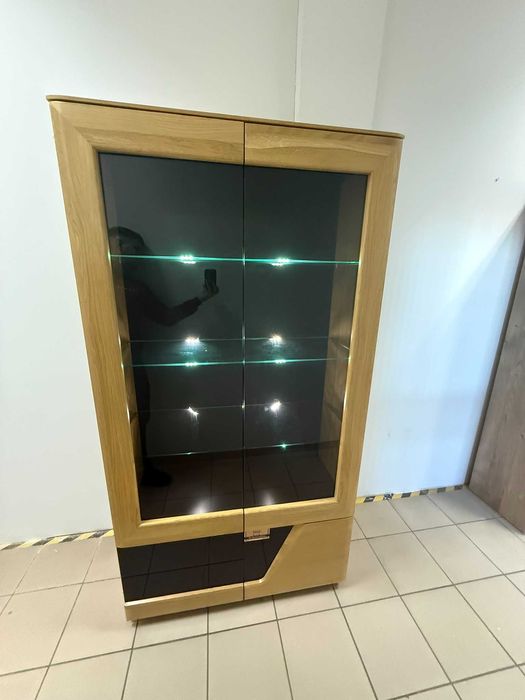 Mebin Smart witryna z oświetleniem, powystawowa, transport w cenie