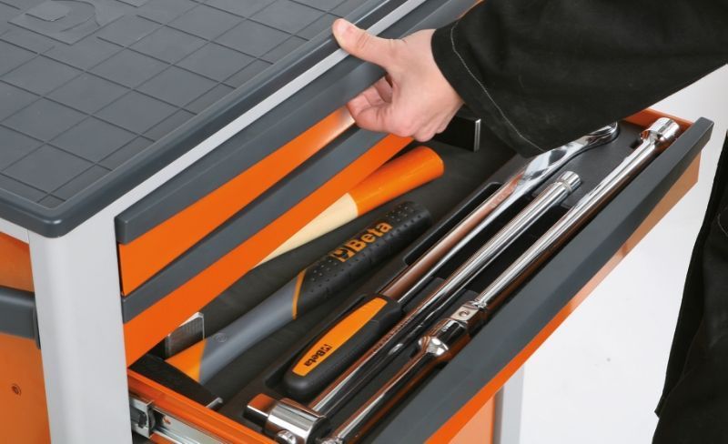 beta mobile roller cab with six drawers orange 51200005