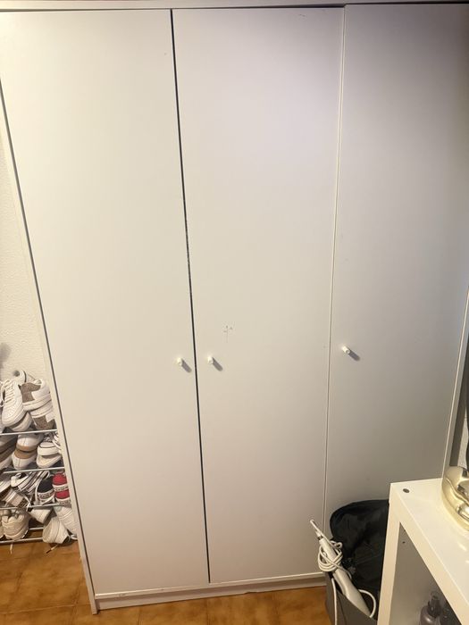 Vendo roupeiro ikea