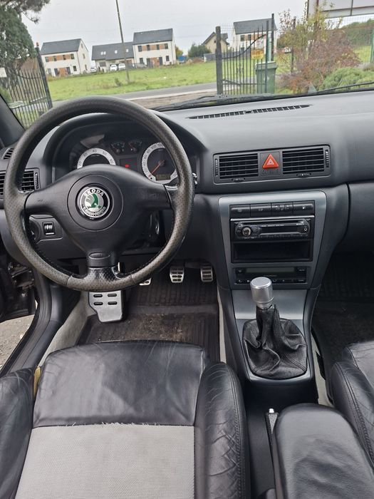 Skoda octavia 1.8 20v 180ps