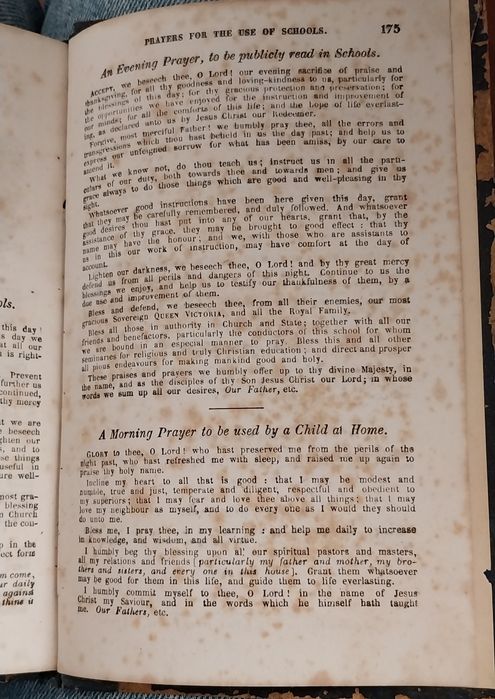 The English Spelling-Book, easy and familiar Lessons, 1874