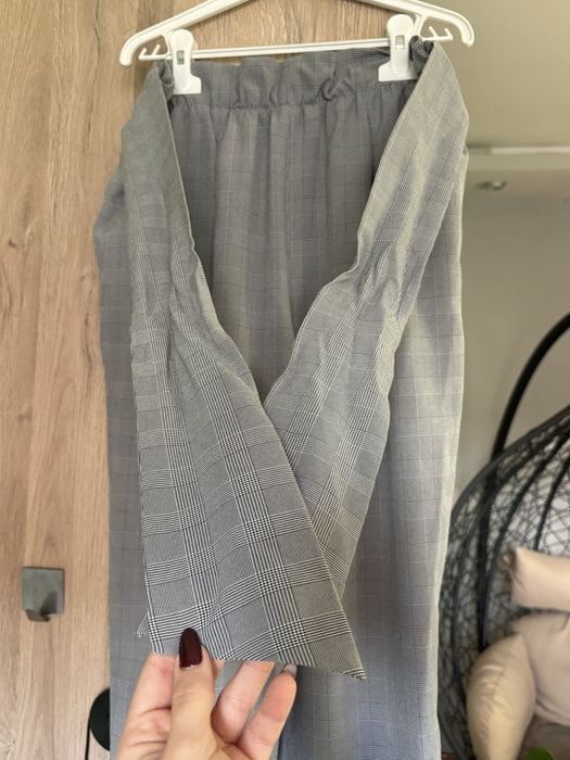 Nowe eleganckie spodnie polskiej marki premium TOVA rozmiar M bawełna