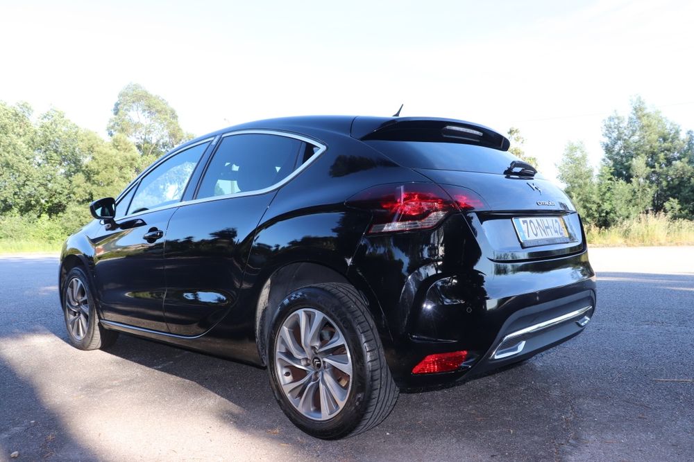 DS4 em bom estado
