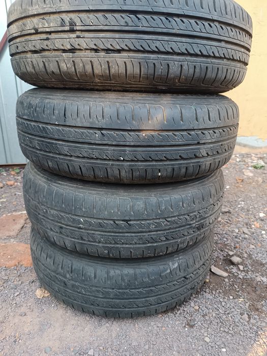 Alufelgi VW 13 4x100 opony 155 70 R13.   a1