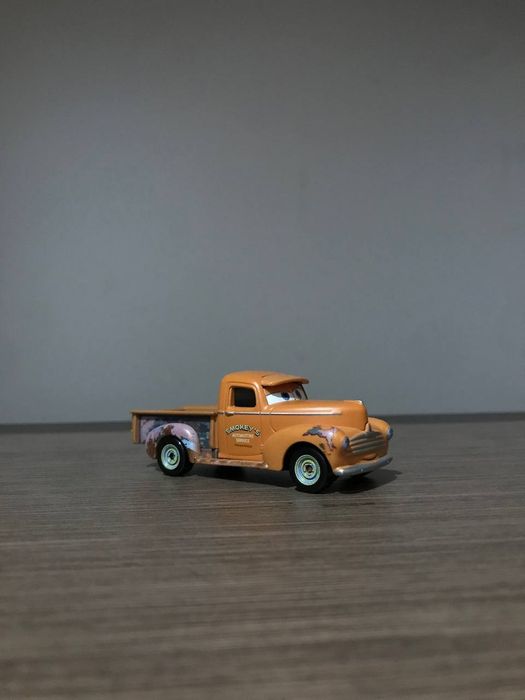 Smokey cars 3 samochód