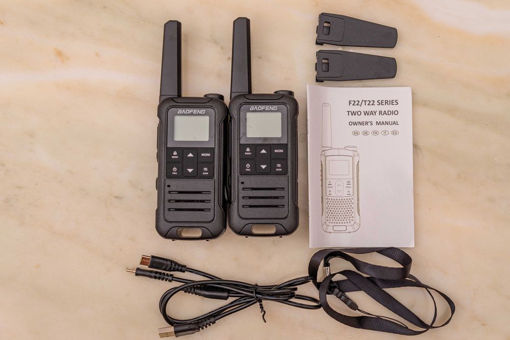 2 radios walkie talkie de utilização livre,sem necessidade de licença!