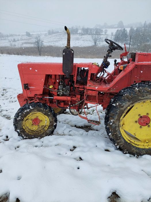 Продам Трактор т25