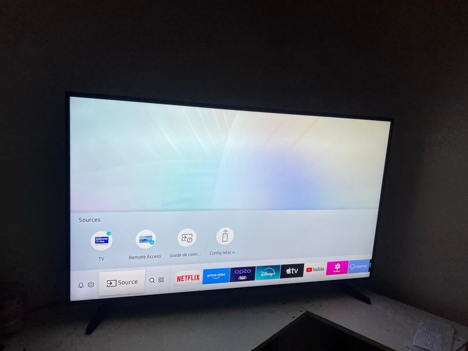 TV Samsung 50” 4K (modelo UE50RU7025K)