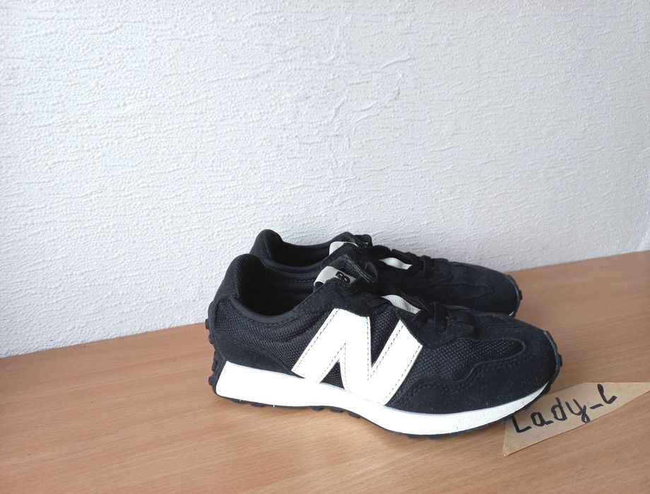 Суперові кросівки New Balance 34,5 р. устілка 22,2 см.