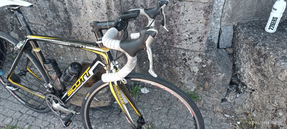 Bicicleta de estrada scott