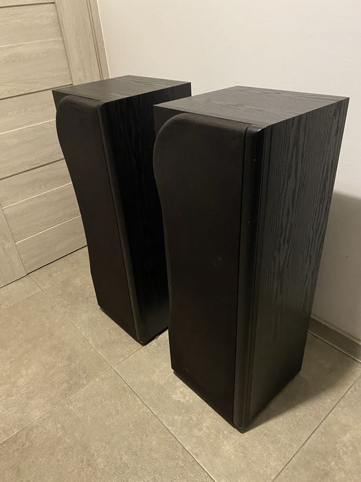 Kolumny Voyager 200 250w plus centralny