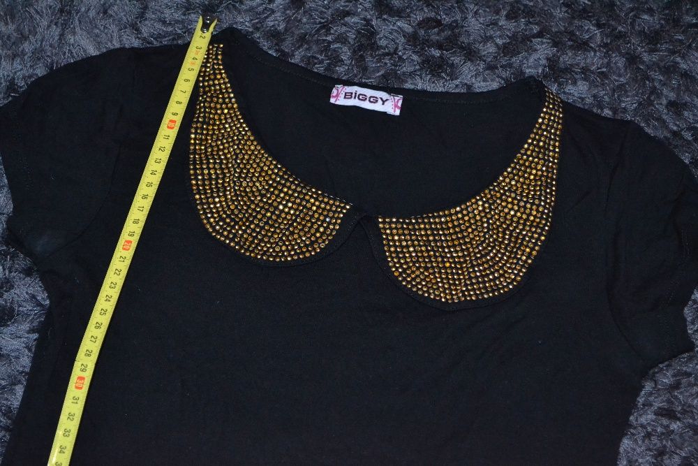 Bluzka koszulka t-shirt czarna S M 36 38 kołnierz cekiny wiskoza