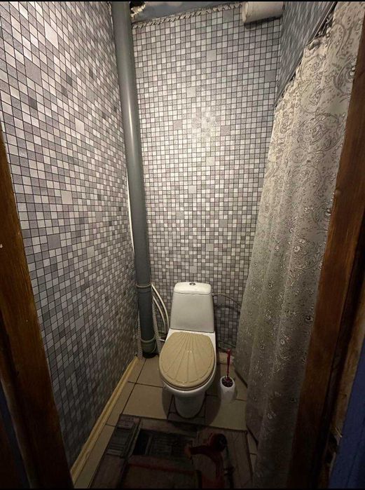 Продаж частини будинку в центрі міста!! Супер локація!