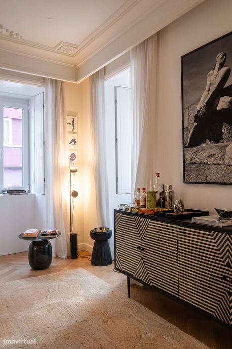 Apartamento T1 com estacionamento, Estrela, Lisboa