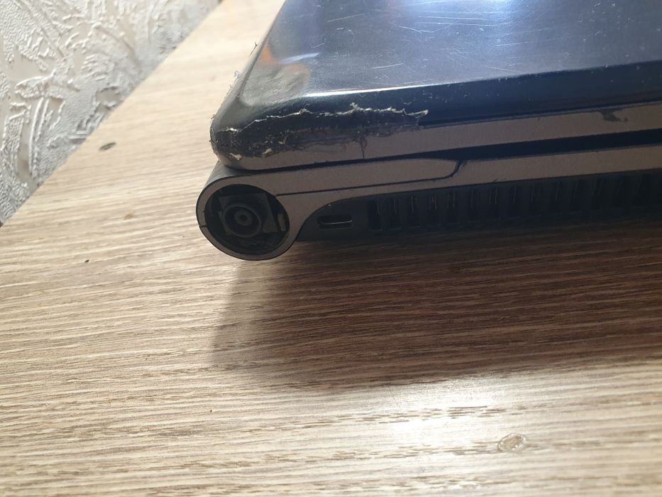 Ноутбук Sony Waio pcg-81115l