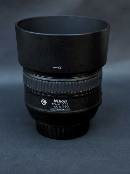 Об'єктив Nikon AF-S Nikkor 50mm f / 1.4G.