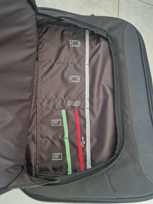 Nowa torba na laptopa Targus