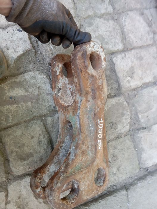 Продам краб навіски МТЗ,поперечка,серьга,вихлопна,колектор т 40