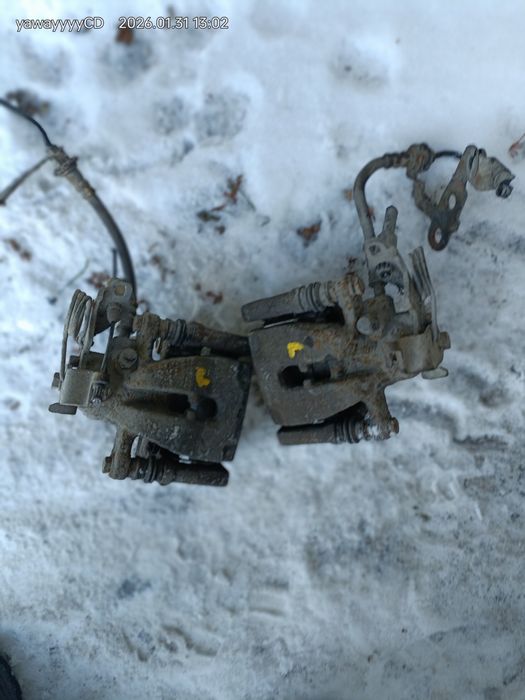 Zacisk hamulcowy prawy lub lewy tył mondeo MK4 S-Max  Kuga