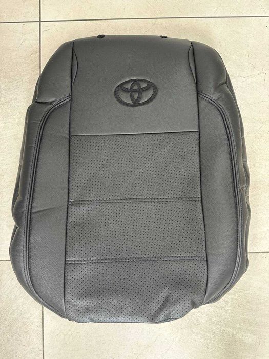 Авточехлы TOYOTA RAV4 Экокожа Модельные Новые EMC-ELEGANT
