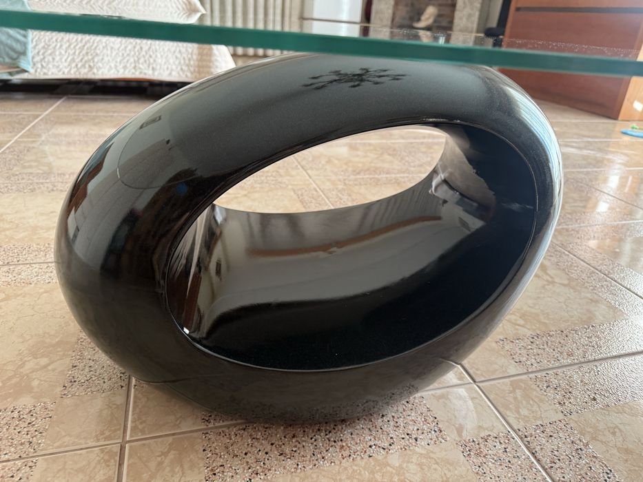 Mesa de vidro em bom estado