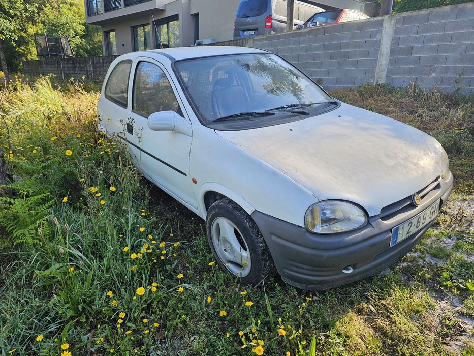 Opel corsa B comercial