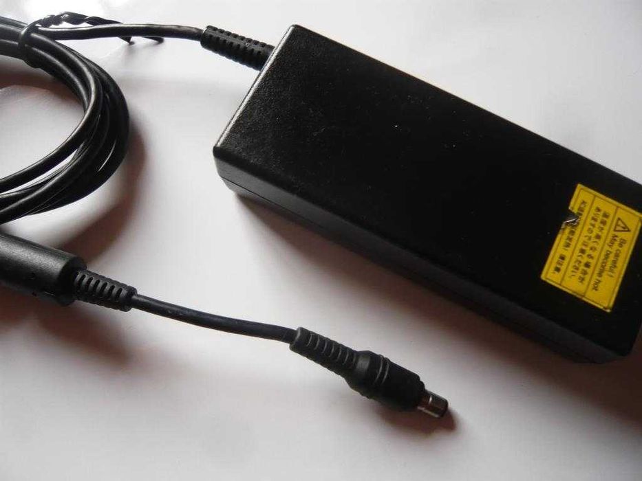 Liteon Charger PA-1750 (15 V; 5 A; 75 W)64740936236034120