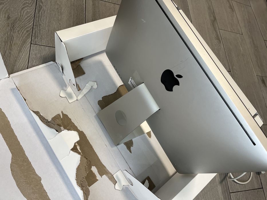 iMac 24 M1/8GB/512GB SSD 2021 рік в хорошому стані