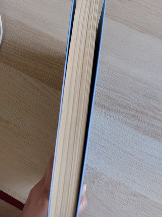 Livro "Cidades de Papel", de John Green