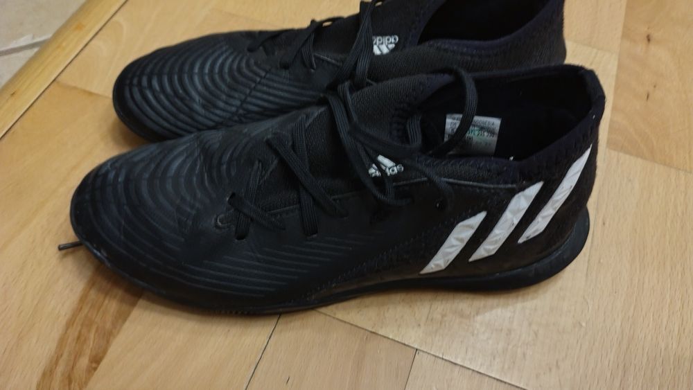 Adidas Predator r. 37