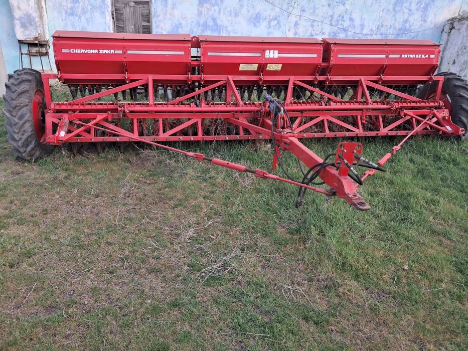 Сівалка червона зірка 5.4м