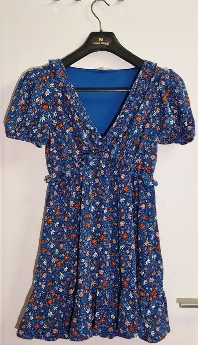 Vestidos, macacão, casacos...varias peças