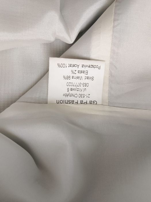 Elegancka sukienka biurowa na lato